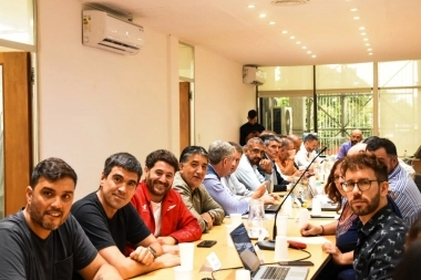 Paritarias sin acuerdos: los estatales bonaerenses se fueron sin oferta y convocados a otra reunión