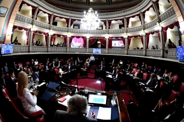 Doble sesión en el Senado: bloques fracturados, memoria del 24 de Marzo y autoridades definidas