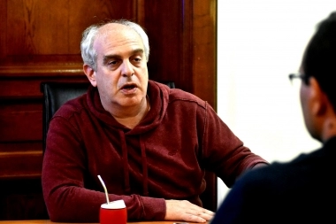 Rabinovich volvió a cuestionar al Gobierno bonaerense por el financiamiento de una serie feminista