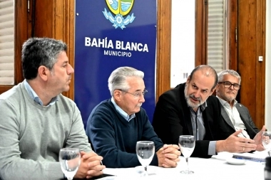 Cansado de ABSA, Susbielles avanza en la municipalización del agua en Bahía Blanca