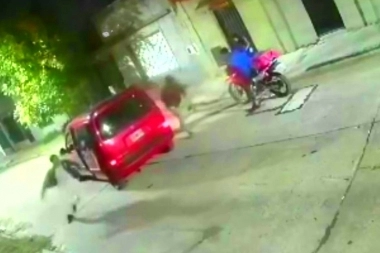 Raid criminal en Quilmes: robaron utilitario, siete minutos después con un arma, trompadas y patadas una moto