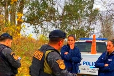 A puñaladas habría asesinado a su hijo de 8 años y luego se ahorcó