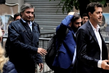 Máximo reunió a su tropa en Sierra de los Padres para ponerle “paños fríos” a la interna peronista