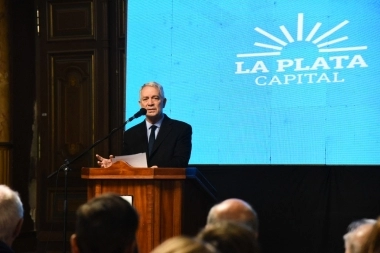 Alak presentó la auditoría del Cementerio de La Plata: encontraron restos de 13 mil personas