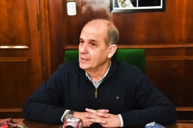 Zurro adelantó una visita de Kicillof y volvió a cargar contra Milei: “Todas sus mentiras se están viendo”