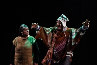 Éxito en Magdalena: la obra “Lo atamo con alambre” brilló en el Teatro Español