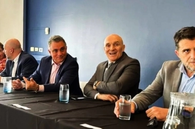 Espert se mostró con libertarios bonaerenses y toma forma su candidatura en la Provincia