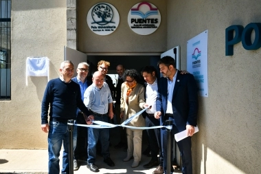 Kicillof visitó Marcos Paz: inauguró un nuevo Polo Universitario y anunció una nueva carrera