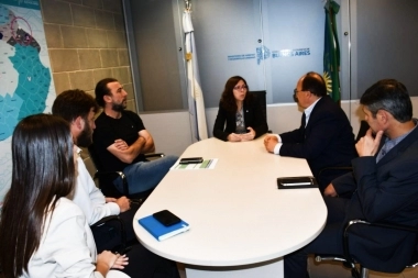En La Plata: Salomón visitó a Batakis para trabajar sobre las obras de viviendas para Saladillo