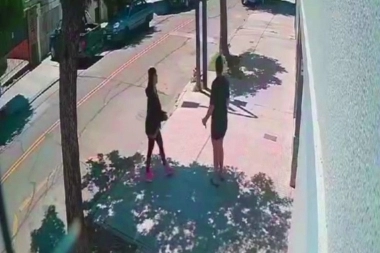 CABA en modo Conurbano: motochorro la persiguió por la vereda y le robó las pertenencias