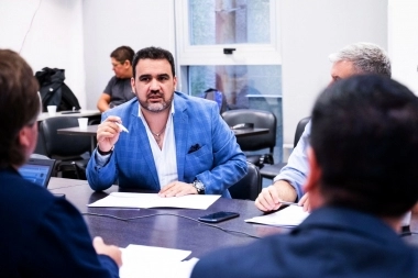Presupuesto 2025 de Kicillof: Luayza afirmó que van a “defender el esfuerzo de los bonaerenses”