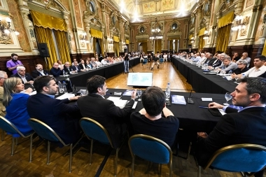 Kicillof anunció una inversión de $1.700 millones para fomentar la investigación científica en la Provincia