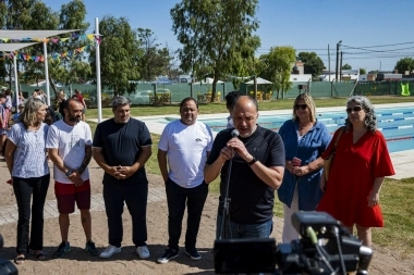 Garate inauguró la Pileta Municipal de Tres Arroyos: “Esto es fruto del esfuerzo colectivo”