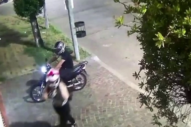 Más inseguridad en Morón: motochorros atacaron a una pareja y al hombre lo habrían baleado por la espalda