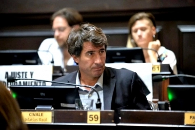 El bloque Acuerdo Cívico oficializó el cambio de mando en Diputados y Matías Civale asumirá la presidencia