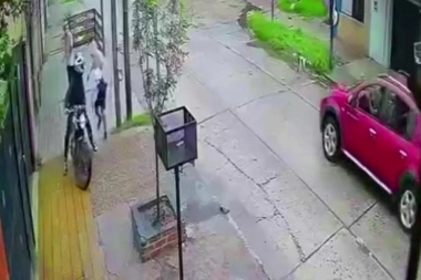 En Merlo, los vecinos están regalados: escuchan el ruido de las motos y preparan las pertenencias para entregar