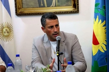 Walker abrió las sesiones ordinarias en Pila y destacó el rol del Estado: “Somos lo opuesto al gobierno nacional”