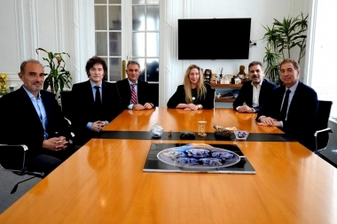 Milei recibió a Santilli y Ritondo para tejer un acuerdo en Provincia: ¿nuevas fugas del PRO?