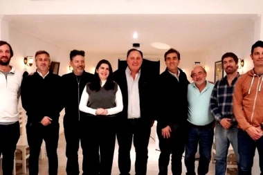 Llamado a la unidad: Intendentes de la Primera Sección Electoral se reunieron y apoyaron a Kicillof