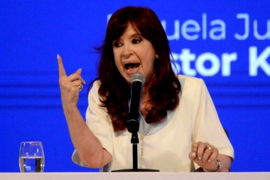 Cristina y una dura advertencia a Kicillof: “Si desdobla, está rompiendo el peronismo”