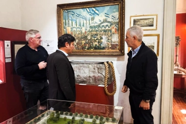 Kicillof y un hito como gobernador, visitó la Casa de Dardo Rocha: ¿Busca romper la maldición?
