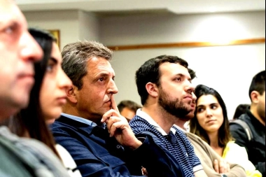 Massa, otra aparición y mensaje al peronismo: “La reconstrucción es con unidad y discusión”