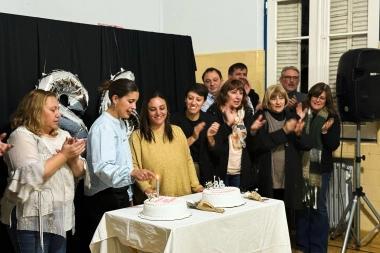 Lucía Gómez celebró los 86 años del Hospital Anita Eliçagaray de Adolfo Gonzales Chaves
