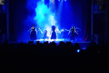 La Escuela de Danzas Clásicas de La Plata deslumbró en el Teatro Español de Magdalena