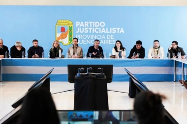 Con presencia mixta, el PJ bonaerense se congregó en San Vicente para avanzar con la unidad y el armado de listas