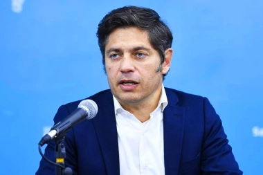 Kicillof advirtió a Milei por sus decisiones en la causa YPF y lo vinculó con representantes de los fondos buitres