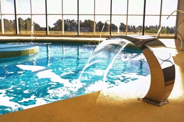 Destinos bonaerenses: Villarino, Tapalqué y General Belgrano abren sus termas para las vacaciones de invierno