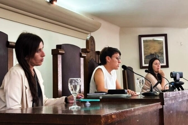Lucía Gómez criticó a la oposición por no convalidar el aumento de empleados municipales en Chaves