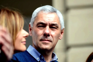 En medio de las presiones y desconfianza, un intendente jura que su candidatura no es testimonial