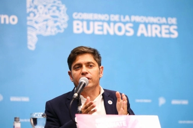Kicillof: “Milei puso presa a Cristina, yo le asigno desde el día uno las responsabilidades”