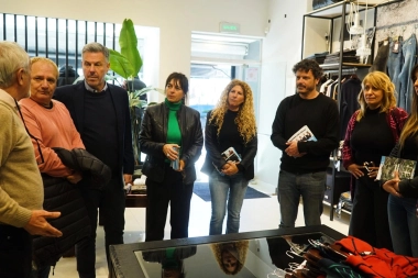 Fuerza Patria refuerza la agenda en La Plata con comerciantes para fortalecer el desarrollo del sector