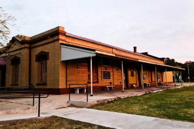 Destinos bonaerenses: Pinto, Villegas, Rivadavia y Ameghino deslumbran sus majestuosas lagunas