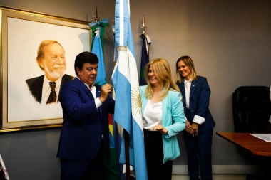 Espinoza y Magario participaron de la jura de los nuevos concejales de La Matanza