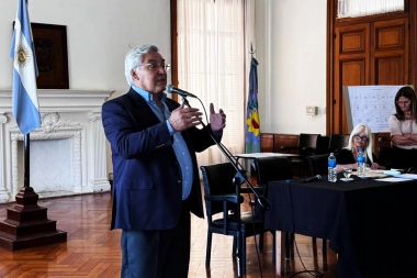 Alegre encabezó el sorteo de terrenos en la ex Quinta de Handorf y confirmó 100 nuevos lotes en General Villegas