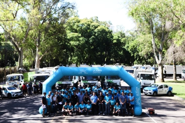 Trabajo coordinado en las calles: La Plata desplegó un doble operativo de limpieza con 500 agentes