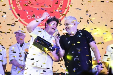 Bajo la conducción de Mariano Peluffo, Morón celebró la primera edición del Pan Dulce de Oro