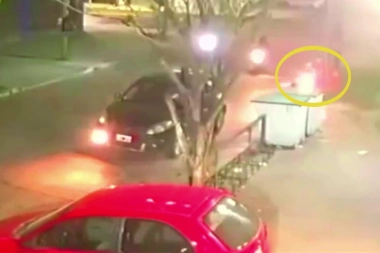 Motochorros chocaron a un panadero de Merlo y le robaron el vehículo