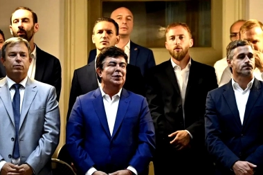 Reelección indefinida de intendentes: el plan del Gobierno de Kicillof para rediscutirlo en 2026