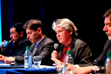 Kicillof arranca 2026 con cambios en el Gabinete bonaerense