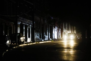 El intendente de Berazategui denuncia a Edesur y pide intervención judicial inmediata