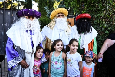 Espíritu festivo y tradicional: San Vicente vivió la caravana de los Reyes Magos por Alejandro Korn
