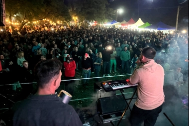 El Municipio de Roque Pérez celebró la 12ª edición de la Noche de los Almacenes