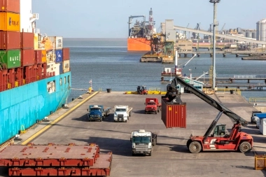 Puertos bonaerenses en alza: movieron 10% más carga en 2025