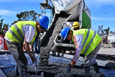 A través de un nuevo Sistema de Acción Urbanística, el Bahía Blanca pavimentará 27 nuevas cuadras