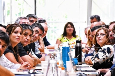 Cómo ultimátum al gobierno de Kicillof, gremios bonaerenses esperan una nueva oferta antes del viernes