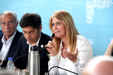 Magario habló sobre las vacaciones en Argentina, pidió reelecciones de intendentes y agitó el PJ desde Gesell